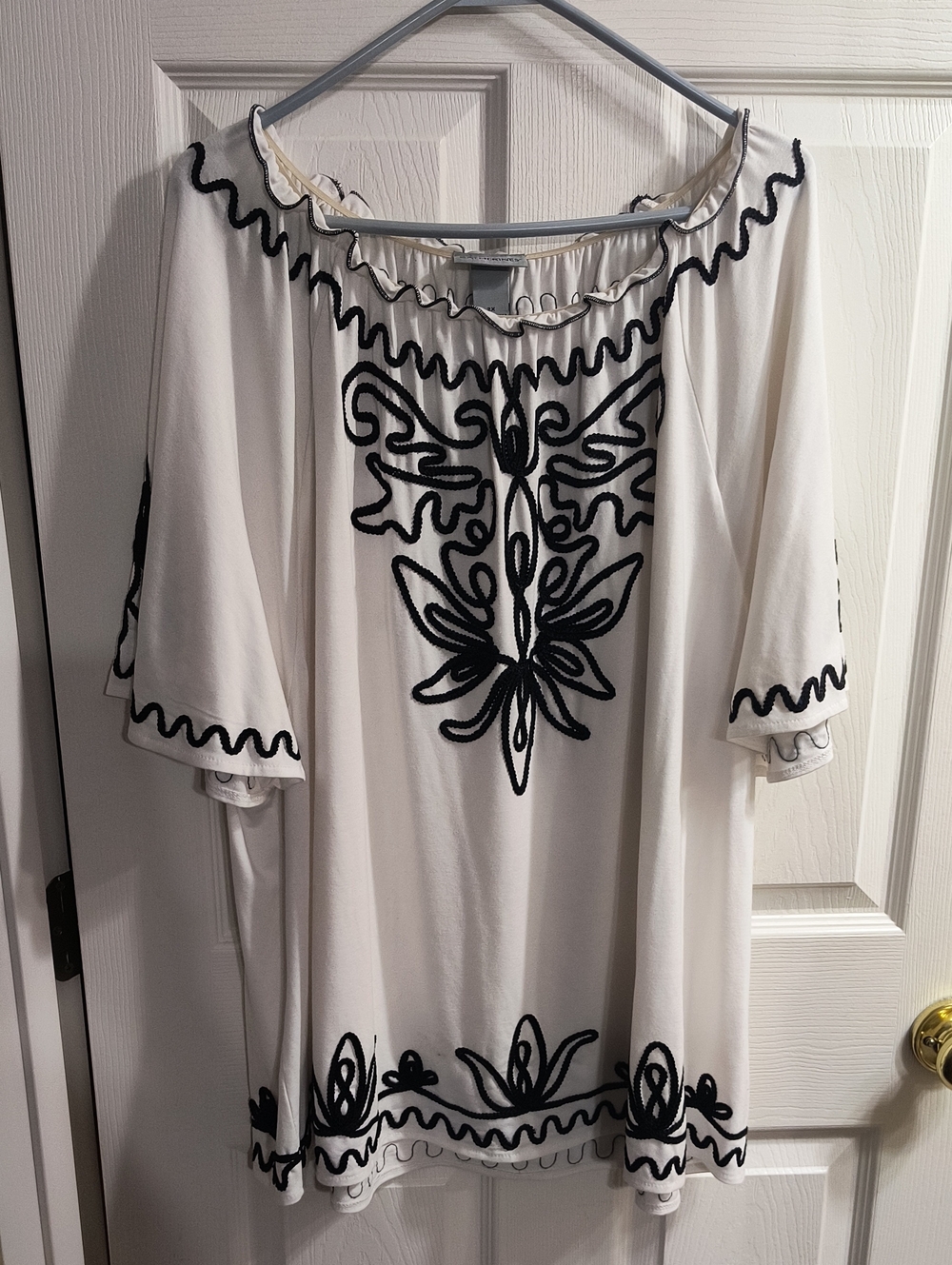 Catherines By Maggie Barnes White Tunic Top with Black Embroidered Detail
